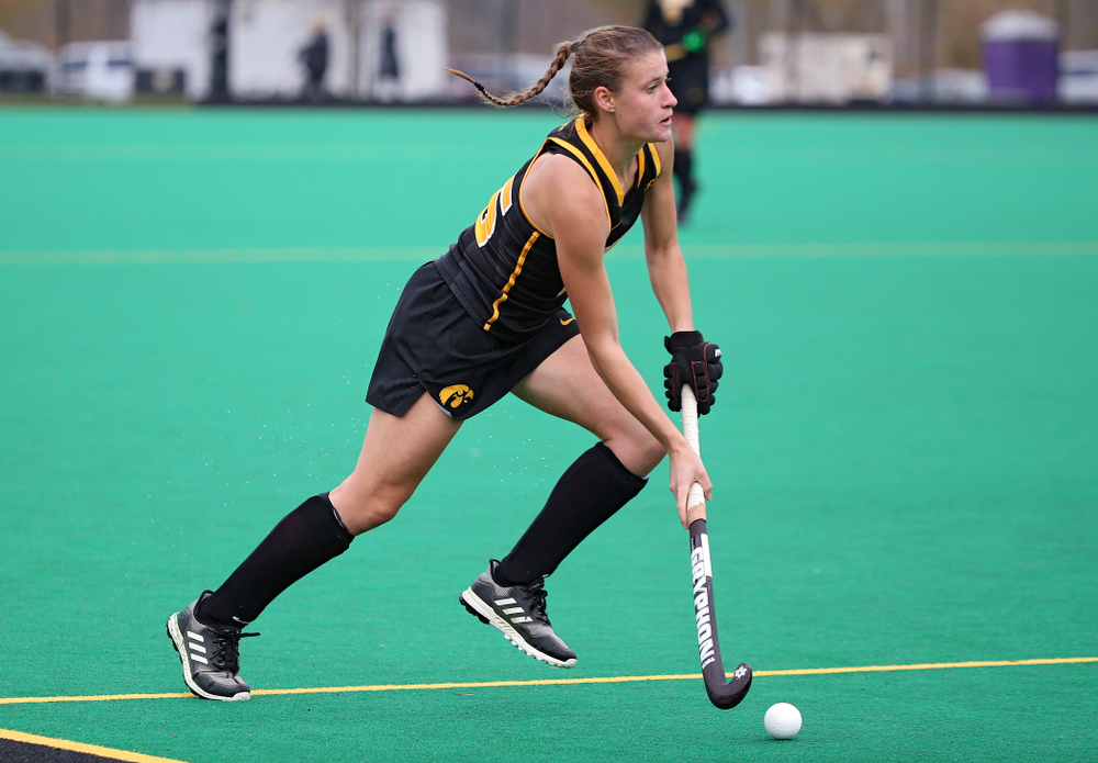 Iowa’s Esme Gibson (15) looks to pass during the third quarter of their game at Grant Field in Iowa City on Saturday, Oct 26, 2019. (Stephen Mally/hawkeyesports.com)