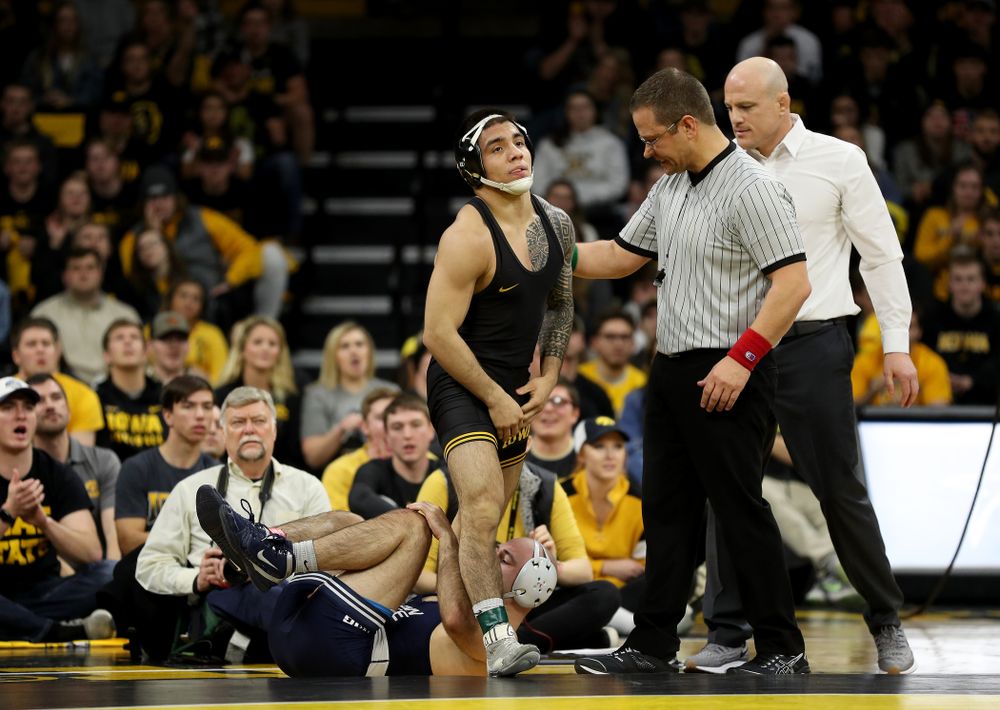 Iowa’s Pat Lugo wrestles Penn State’s Jarod Verkleeren at 149 pounds Friday, January 31, 2020 at Carver-Hawkeye Arena. Lugo defeated Verkleeren 6-1. (Brian Ray/hawkeyesports.com)