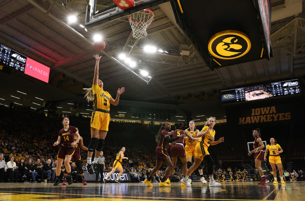 Iowa Hawkeyes guard Makenzie Meyer (3) against the Minnesota Golden Gophers Thursday, February 27, 2020 at Carver-Hawkeye Arena. (Brian Ray/hawkeyesports.com)