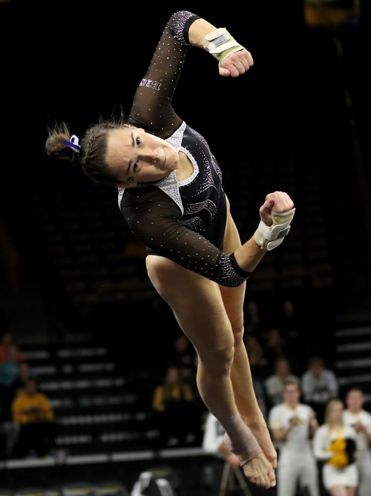 Iowa’s Allie Gilchrist competes on the floor against Michigan State Saturday, February 1, 2020 at Carver-Hawkeye Arena. (Brian Ray/hawkeyesports.com)