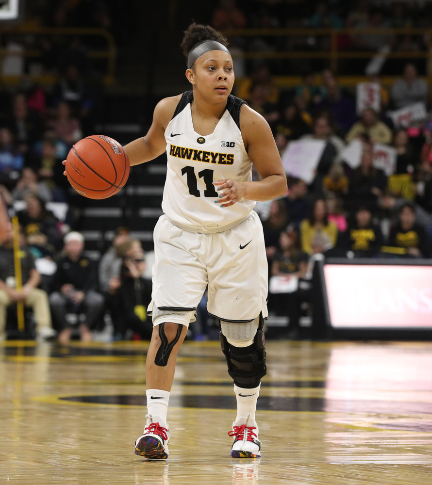 Iowa Hawkeyes guard Tania Davis (11) against the Purdue Boilermakers Sunday, January 27, 2019 at Carver-Hawkeye Arena. (Brian Ray/hawkeyesports.com)