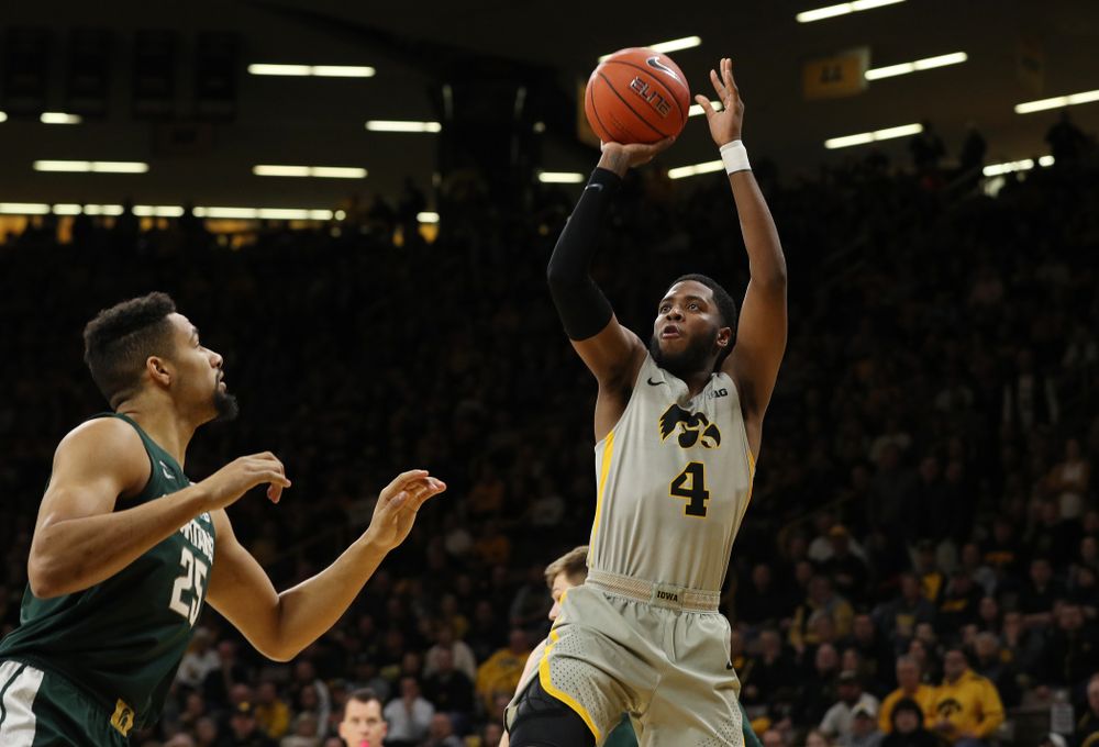 Iowa Hawkeyes guard Isaiah Moss (4) against the Michigan State Spartans Thursday, January 24, 2019 at Carver-Hawkeye Arena. (Brian Ray/hawkeyesports.com)