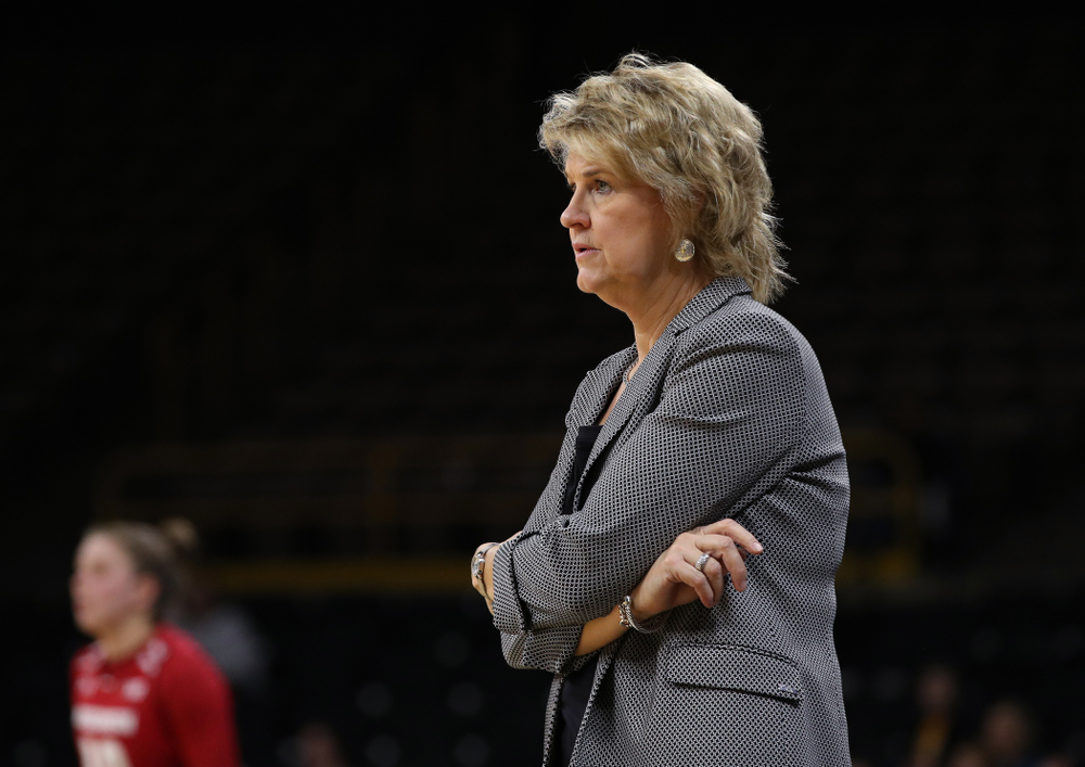 Iowa Hawkeyes head coach Lisa Bluder against the Wisconsin Badgers Monday, January 7, 2019 at Carver-Hawkeye Arena. (Brian Ray/hawkeyesports.com)