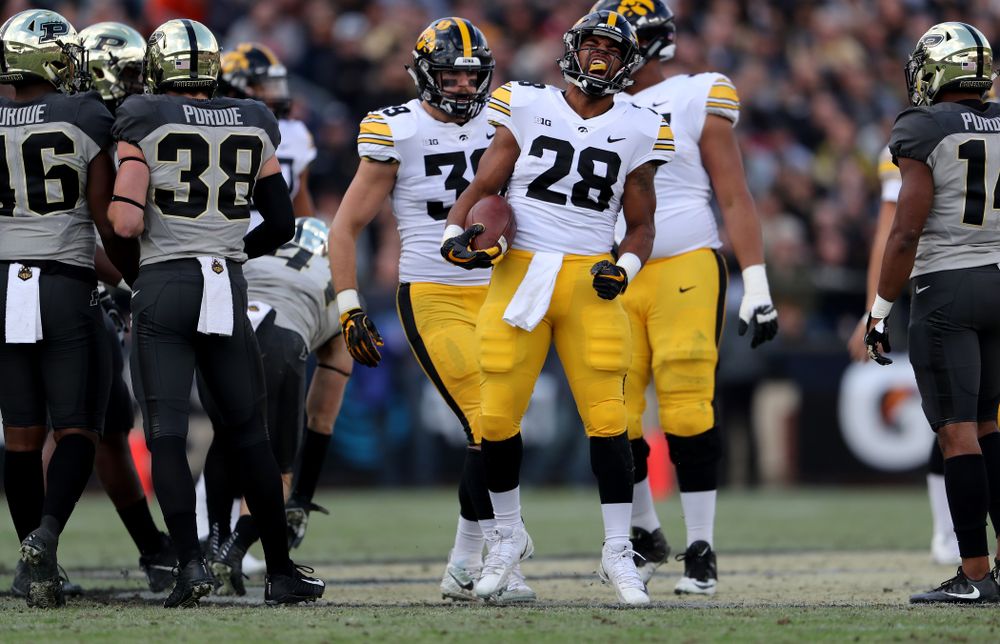 Iowa Hawkeyes running back Toren Young (28) against the Purdue Boilermakers Saturday, November 3, 2018 Ross Ade Stadium in West Lafayette, Ind. (Brian Ray/hawkeyesports.com)
