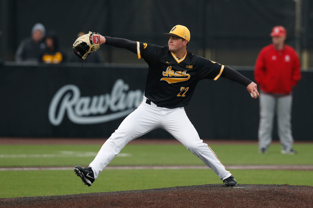 Iowa Hawkeyes pitcher Kole Kampen (22) against the Bradley Braves Wednesday, March 28, 2018 at Duane Banks Field. (Brian Ray/hawkeyesports.com)