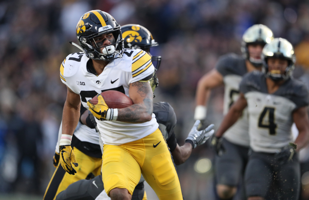 Iowa Hawkeyes defensive back Amani Hooker (27) against the Purdue Boilermakers Saturday, November 3, 2018 Ross Ade Stadium in West Lafayette, Ind. (Brian Ray/hawkeyesports.com)
