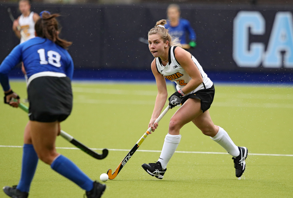 Iowa’s Nikki Freeman (8) looks to pass during the first quarter of their NCAA Tournament First Round match against Duke at Karen Shelton Stadium in Chapel Hill, N.C. on Friday, Nov 15, 2019. (Stephen Mally/hawkeyesports.com)