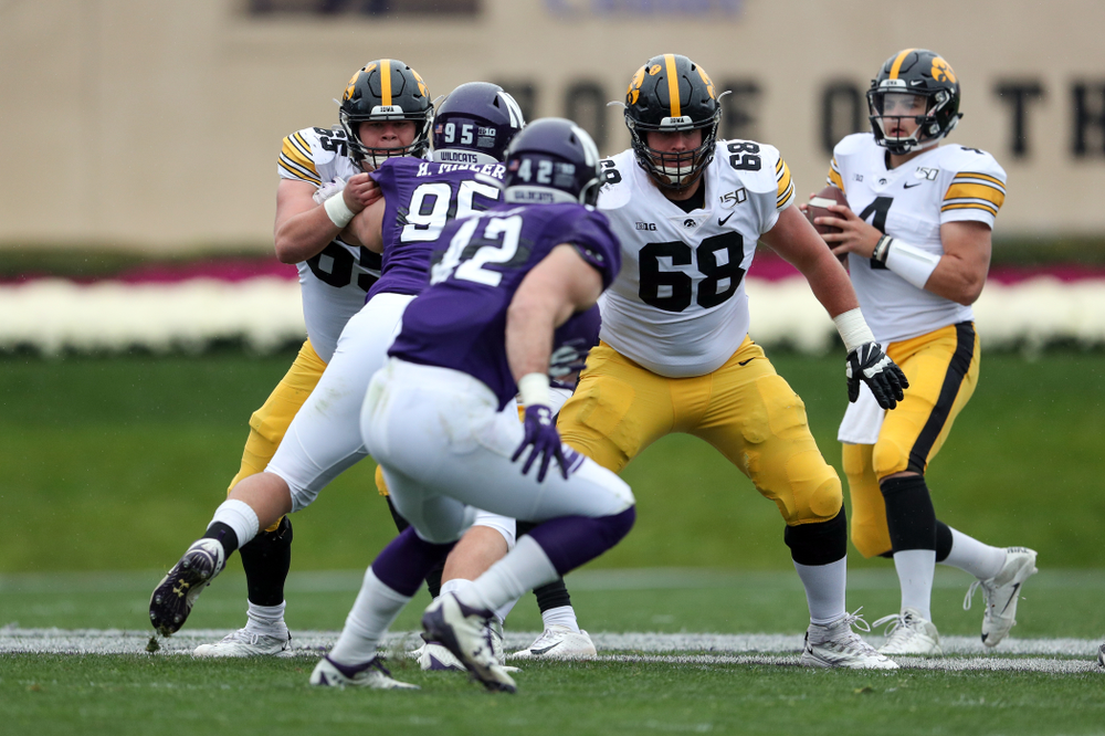 Iowa Hawkeyes offensive lineman Landan Paulsen (68) against the Northwestern Wildcats Saturday, October 26, 2019 at Ryan Field in Evanston, Ill. (Brian Ray/hawkeyesports.com)