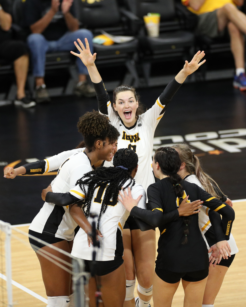Iowa Hawkeyes setter Courtney Buzzerio (2) against the Minnesota Golden Gophers Wednesday, October 2, 2019 at Carver-Hawkeye Arena. (Brian Ray/hawkeyesports.com)