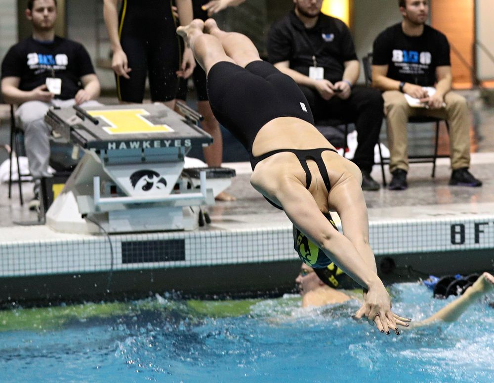 Iowa’s Hannah Burvill swims the women’s 400 yard freestyle relay event during the 2020 Women’s Big Ten Swimming and Diving Championships at the Campus Recreation and Wellness Center in Iowa City on Saturday, February 22, 2020. (Stephen Mally/hawkeyesports.com)