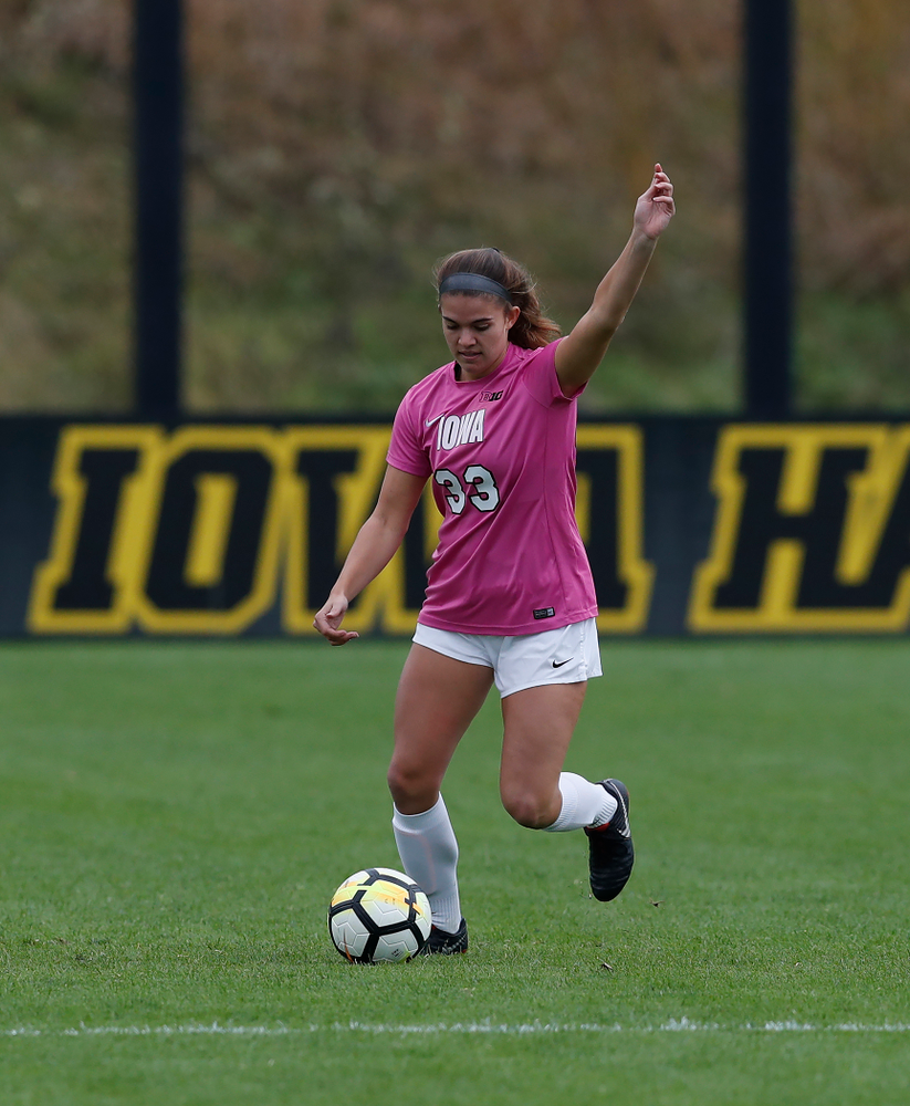 Iowa Hawkeyes Riley Burns (33) against Michigan Sunday, October 14, 2018 at the Iowa Soccer Complex. (Brian Ray/hawkeyesports.com)
