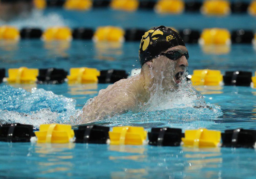Iowa's Jackson Kuhlers swims the 200 yard Individual Medley Thursday, November 15, 2018 during the 2018 Hawkeye Invitational at the Campus Recreation and Wellness Center. (Brian Ray/hawkeyesports.com)
