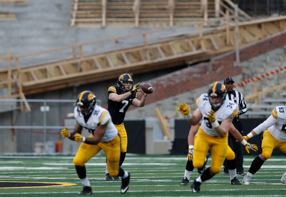 Iowa Hawkeyes punter Colten Rastetter (7) during the final spring practice Friday, April 20, 2018 at Kinnick Stadium. (Brian Ray/hawkeyesports.com)