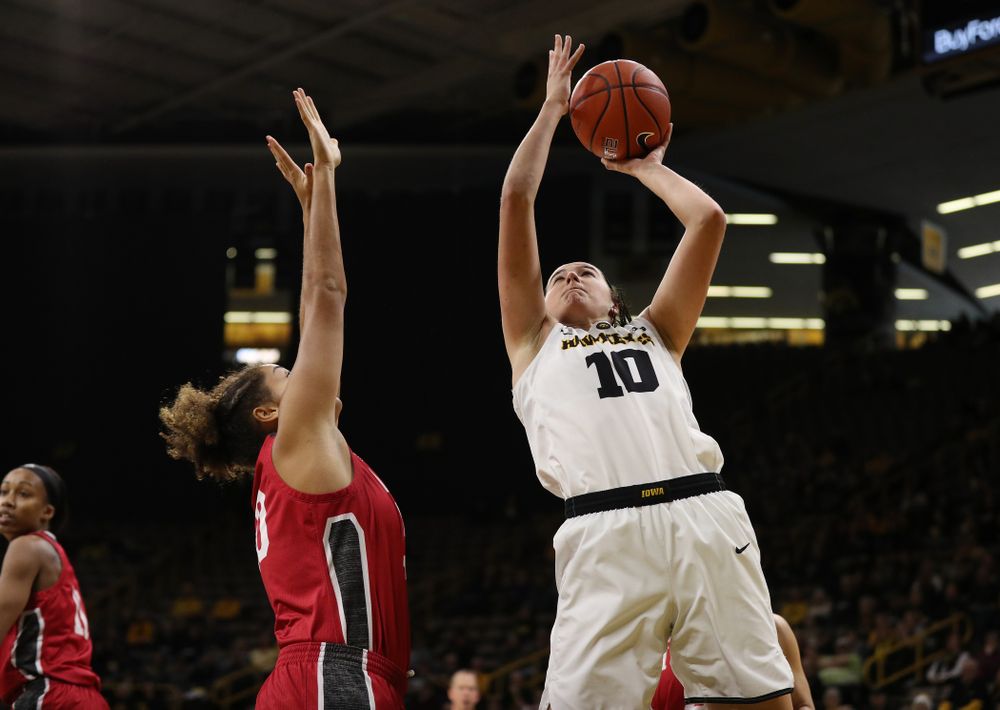Iowa Hawkeyes forward Megan Gustafson (10) against the IUPUI Jaguars Saturday, December 8, 2018 at Carver-Hawkeye Arena. (Brian Ray/hawkeyesports.com)