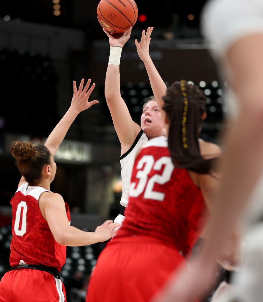 Iowa Hawkeyes forward/center Monika Czinano (25) against Ohio State in the quarterfinals of the Big Ten Basketball Tournament Friday, March 6, 2020 at Bankers Life Fieldhouse in Indianapolis. (Brian Ray/hawkeyesports.com)