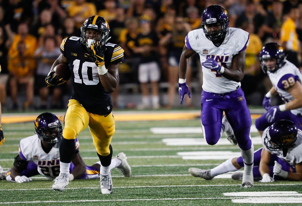 Iowa Hawkeyes running back Mekhi Sargent (10) runs the ball during a game against Northern Iowa at Kinnick Stadium on September 15, 2018. (Tork Mason/hawkeyesports.com)