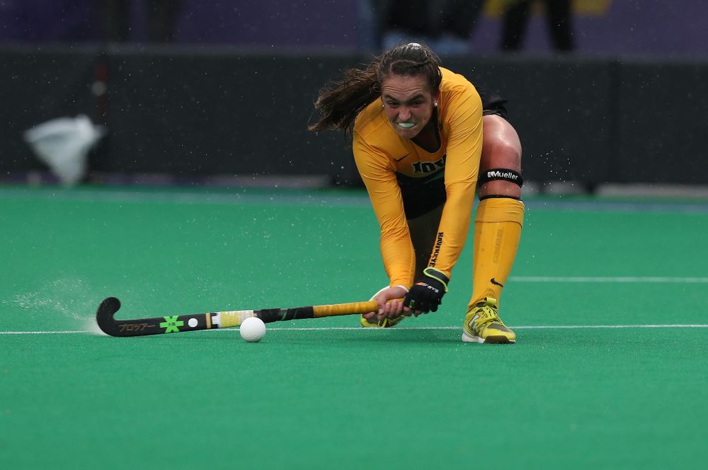 Iowa Hawkeyes Anthe Nijziel (6) against Maryland during the championship game of the Big Ten Tournament Sunday, November 4, 2018 at Lakeside Field in Evanston, Ill. (Brian Ray/hawkeyesports.com)