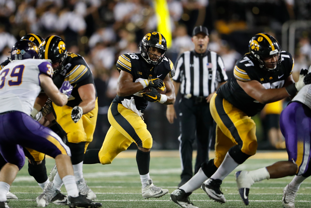 Iowa Hawkeyes running back Toren Young (28) against the Northern Iowa Panthers Saturday, September 15, 2018 at Kinnick Stadium. (Brian Ray/hawkeyesports.com)