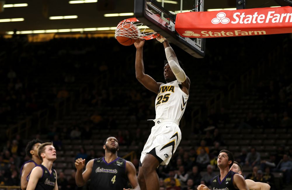 Iowa Hawkeyes forward Tyler Cook (25) against the Western Carolina Catamounts Tuesday, December 18, 2018 at Carver-Hawkeye Arena. (Brian Ray/hawkeyesports.com)