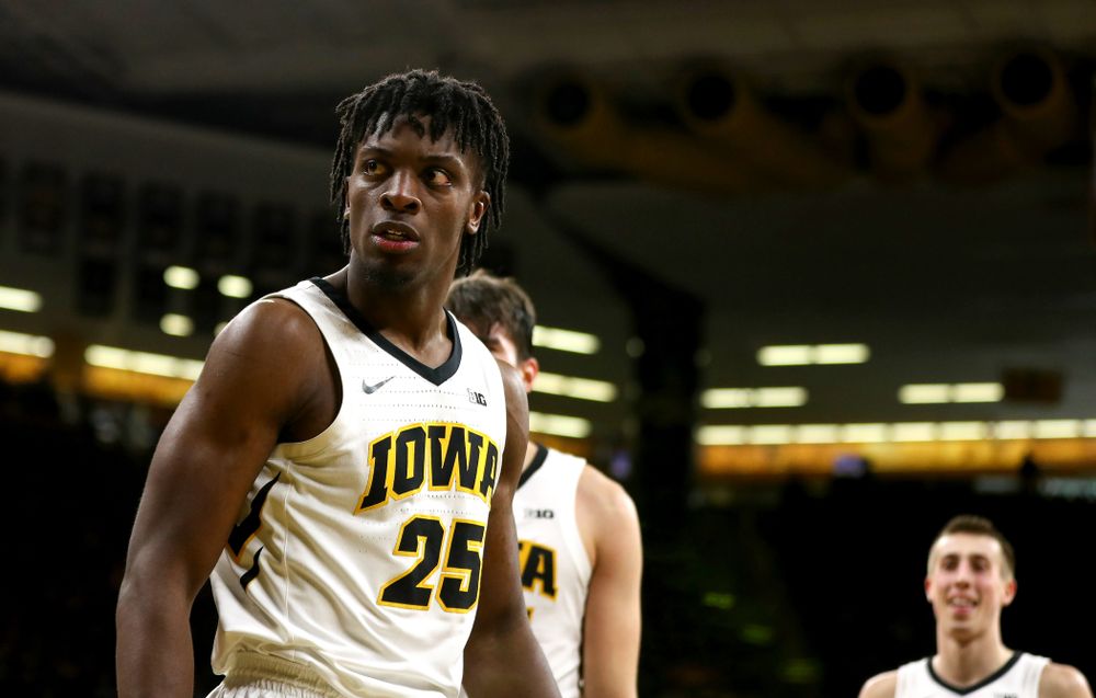 Iowa Hawkeyes forward Tyler Cook (25) against UW Green Bay Sunday, November 11, 2018 at Carver-Hawkeye Arena. (Brian Ray/hawkeyesports.com)