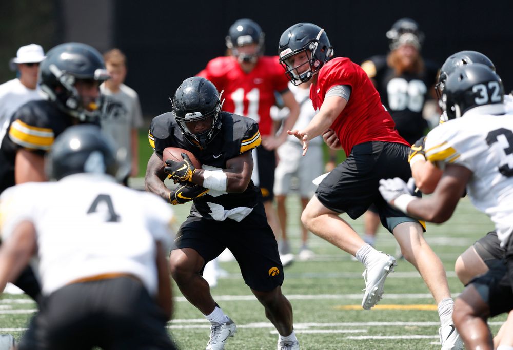 Iowa Hawkeyes running back Henry Geil (30) during fall camp practice No. 9 Friday, August 10, 2018 at the Kenyon Practice Facility. (Brian Ray/hawkeyesports.com)