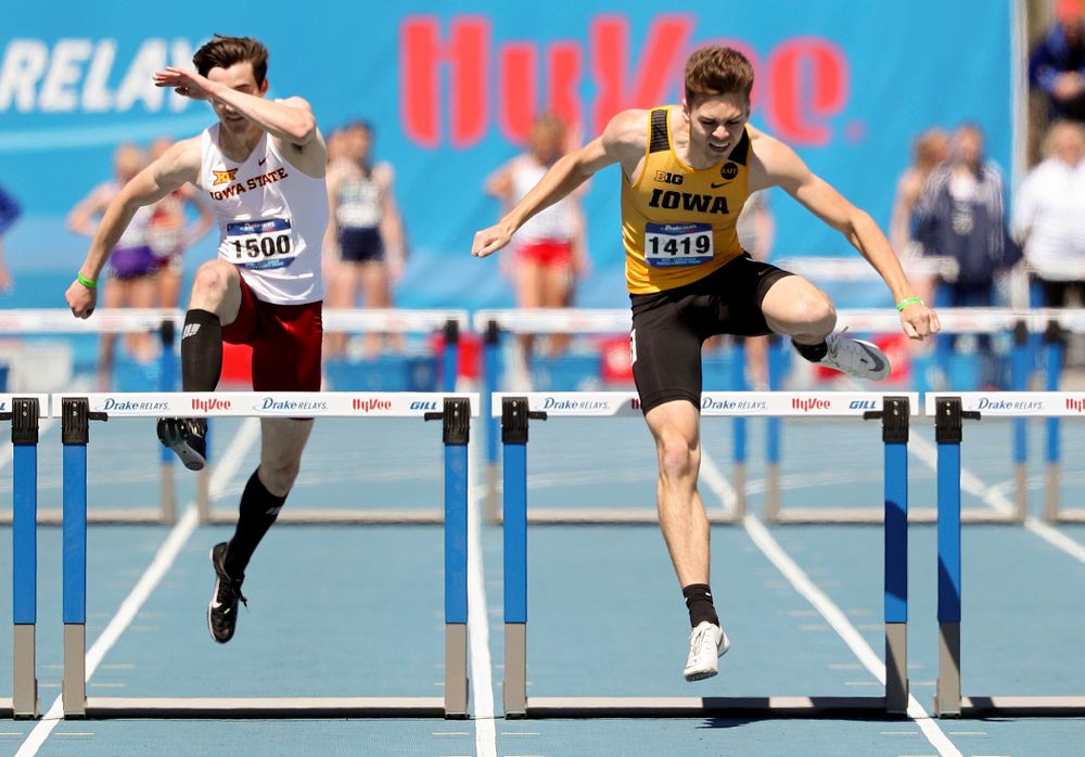Iowa's Chris Douglas runs in the men's 400 meter hurdles event during the second day of the Drake Relays at Drake Stadium in Des Moines on Friday, Apr. 26, 2019. (Stephen Mally/hawkeyesports.com)