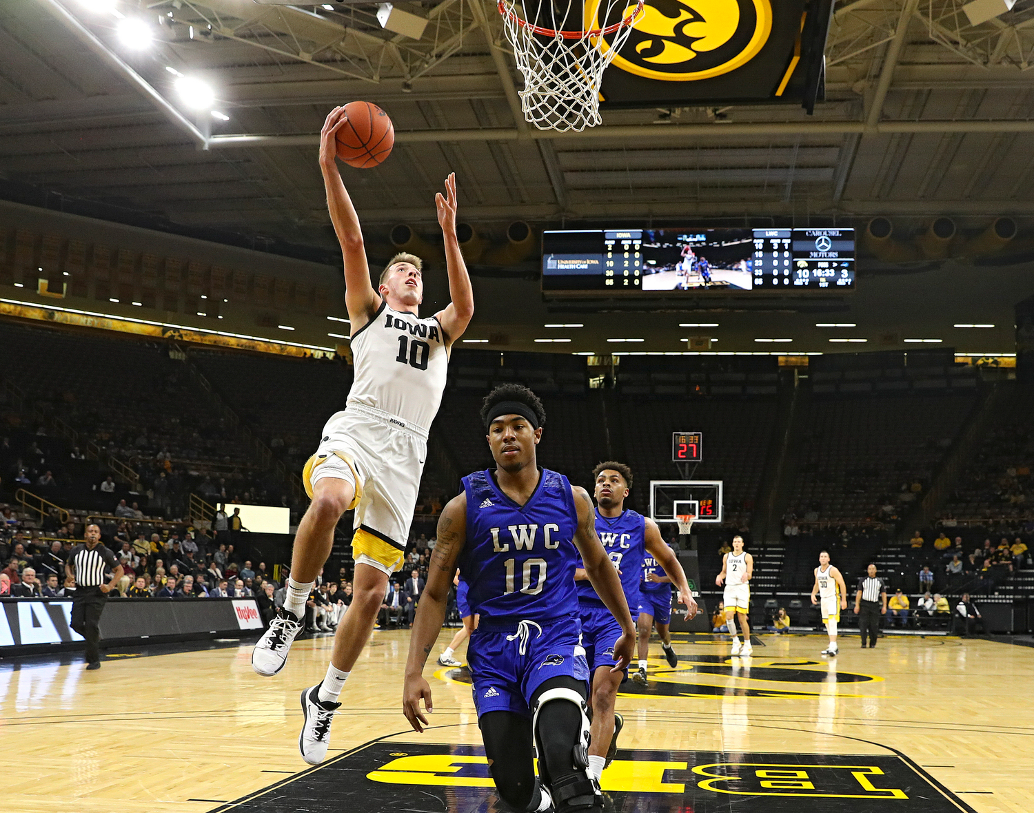 Mbb Iowa Vs Lindsey Wilson College Page 7410 University Of Iowa Athletics