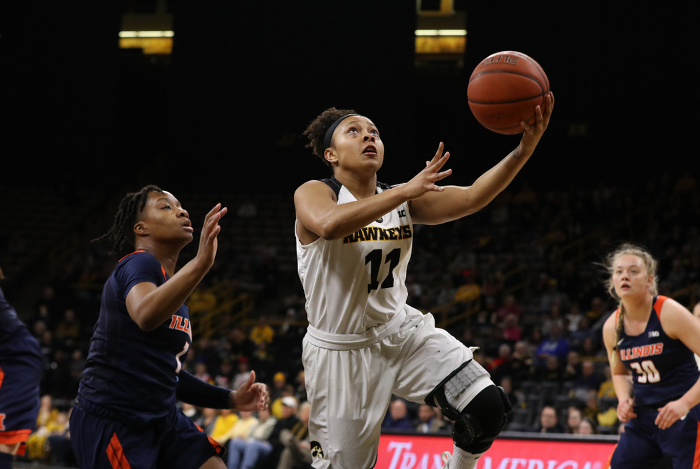 Iowa Hawkeyes guard Tania Davis (11) against the Illinois Fighting Illini Thursday, February 14, 2019 at Carver-Hawkeye Arena. (Brian Ray/hawkeyesports.com)