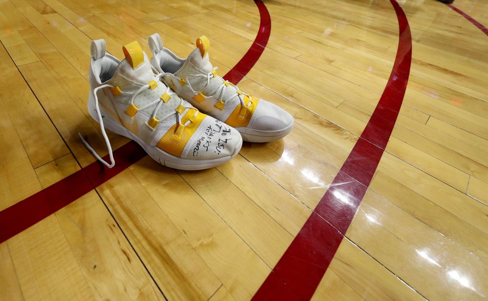 Iowa Hawkeyes guard Jordan Bohannon (3) leaves his shoes on the court following their game against the Iowa State Cyclones Thursday, December 12, 2019 at Hilton Coliseum in Ames, Iowa(Brian Ray/hawkeyesports.com)