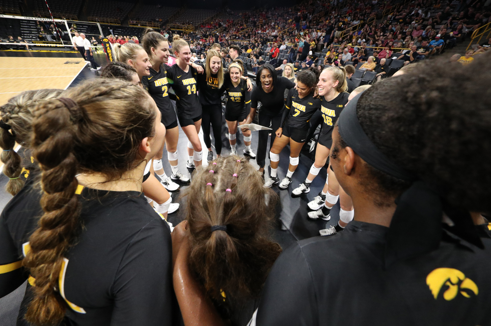 Iowa Hawkeyes head coach Vicki Brown against the Iowa State Cyclones Saturday, September 21, 2019 at Carver-Hawkeye Arena. (Brian Ray/hawkeyesports.com)