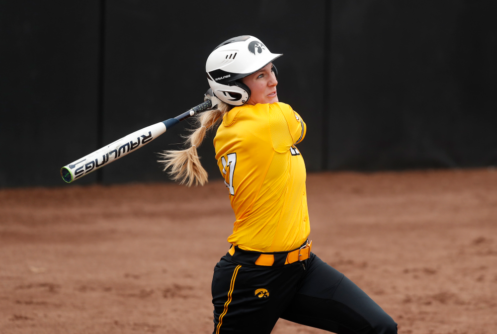 Iowa Hawkeyes outfielder Allie Wood (17) against UW Green Bay Tuesday, March 27, 2018 at Bob Pearl Field. (Brian Ray/hawkeyesports.com)