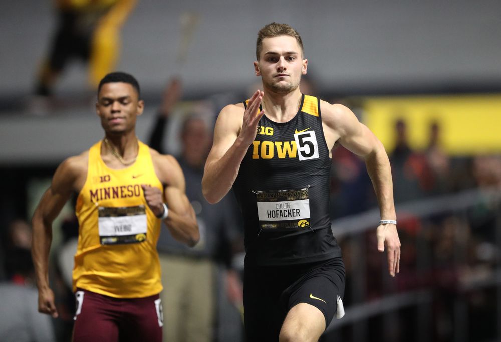 Iowa's Colin Hofacker runs the 200 meter premier during the 2019 Larry Wieczorek Invitational Friday, January 18, 2019 at the Hawkeye Tennis and Recreation Center. (Brian Ray/hawkeyesports.com)