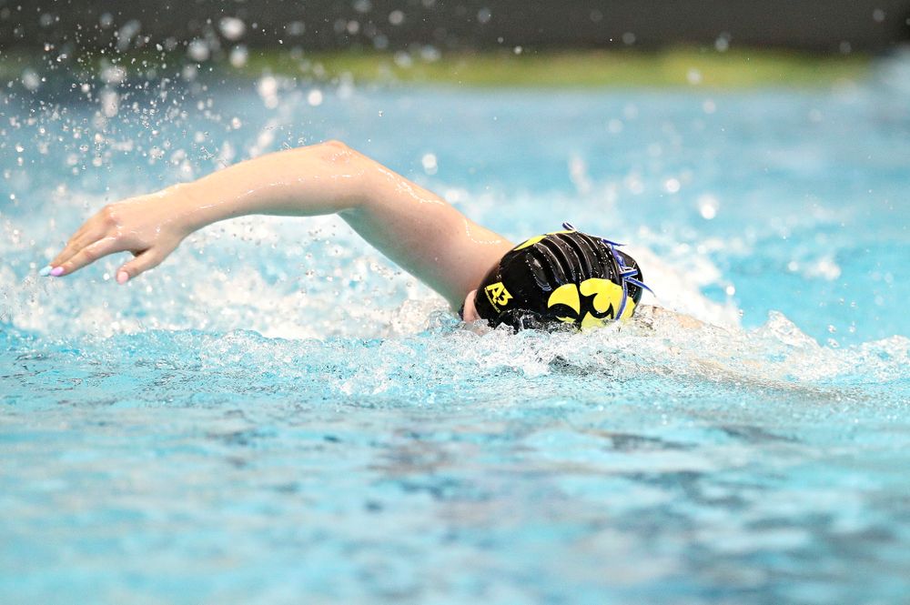 Iowa’s Anna Brooker swims the women’s 500 yard freestyle preliminary event during the 2020 Women’s Big Ten Swimming and Diving Championships at the Campus Recreation and Wellness Center in Iowa City on Thursday, February 20, 2020. (Stephen Mally/hawkeyesports.com)