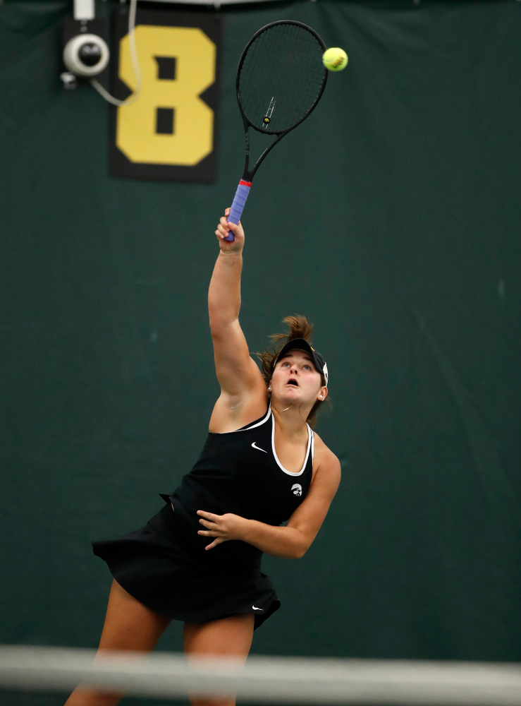 Iowa's Danielle Bauers competes on the first day of the 2018 ITA Central Regional Championships Friday, October 12, 2018 Hawkeye Tennis and Recreation Complex. (Brian Ray/hawkeyesports.com)