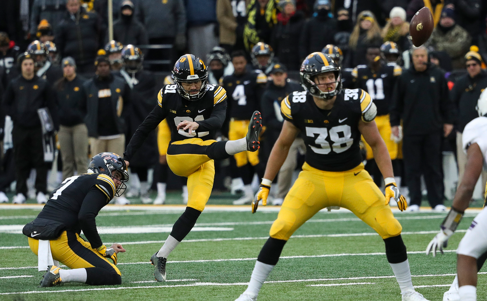 Iowa Hawkeyes placekicker Miguel Recinos (91) kicks a field goal during a game against Northwestern at Kinnick Stadium on November 10, 2018. (Tork Mason/hawkeyesports.com)