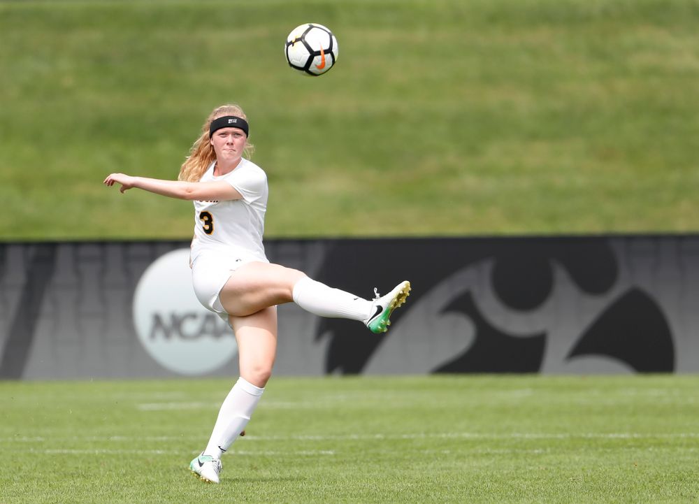 Iowa Hawkeyes Morgan Kemmerling (3) against the Creighton Bluejays Sunday, August 19, 2018 at the Iowa Soccer Complex. (Brian Ray/hawkeyesports.com)