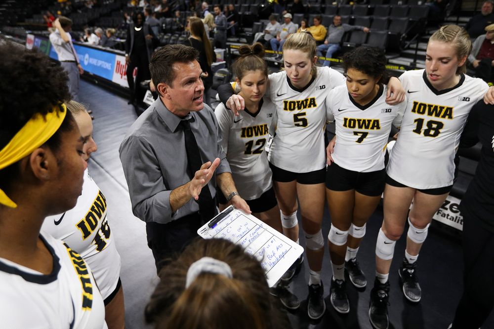 Iowa Hawkeyes head coach Bond Shymansky gives instructions before a match against Rutgers at Carver-Hawkeye Arena on November 2, 2018. (Tork Mason/hawkeyesports.com)