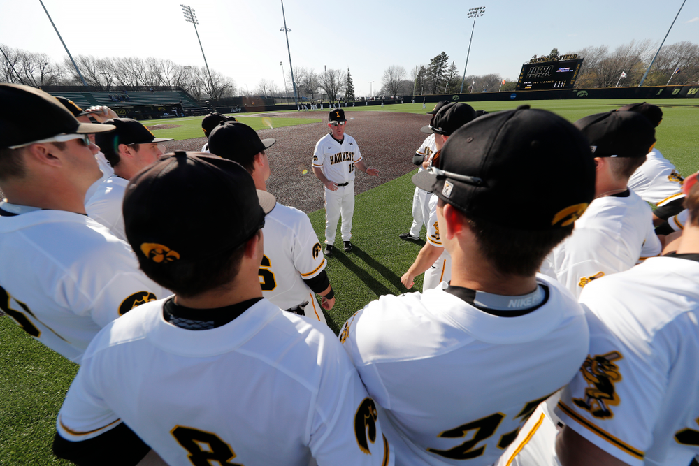 against the Iowa Hawkeyes associate head coach Marty Sutherland against the Michigan Wolverines Friday, April 27, 2018 at Duane Banks Field in Iowa City. (Brian Ray/hawkeyesports.com)