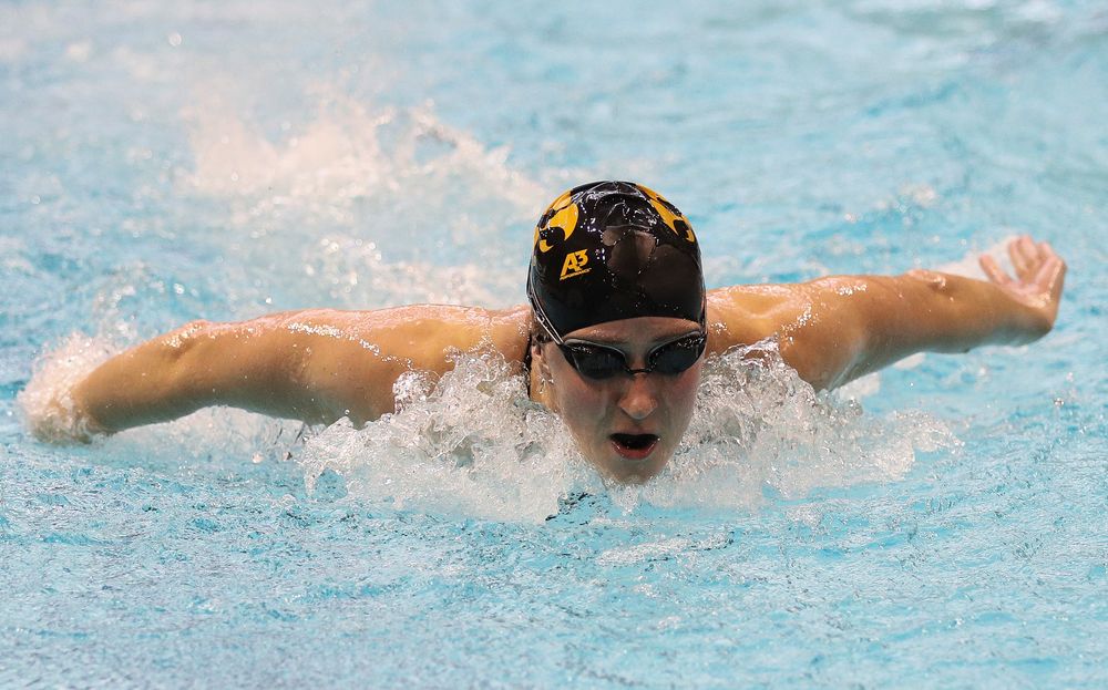 Iowa's Kelly McNamara competes in the 200-yard butterfly during the third day of the Hawkeye Invitational at the Campus Recreation and Wellness Center on November 17, 2018. (Tork Mason/hawkeyesports.com)