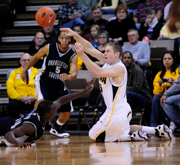 Charleston Southern At Iowa University Of Iowa Athletics
