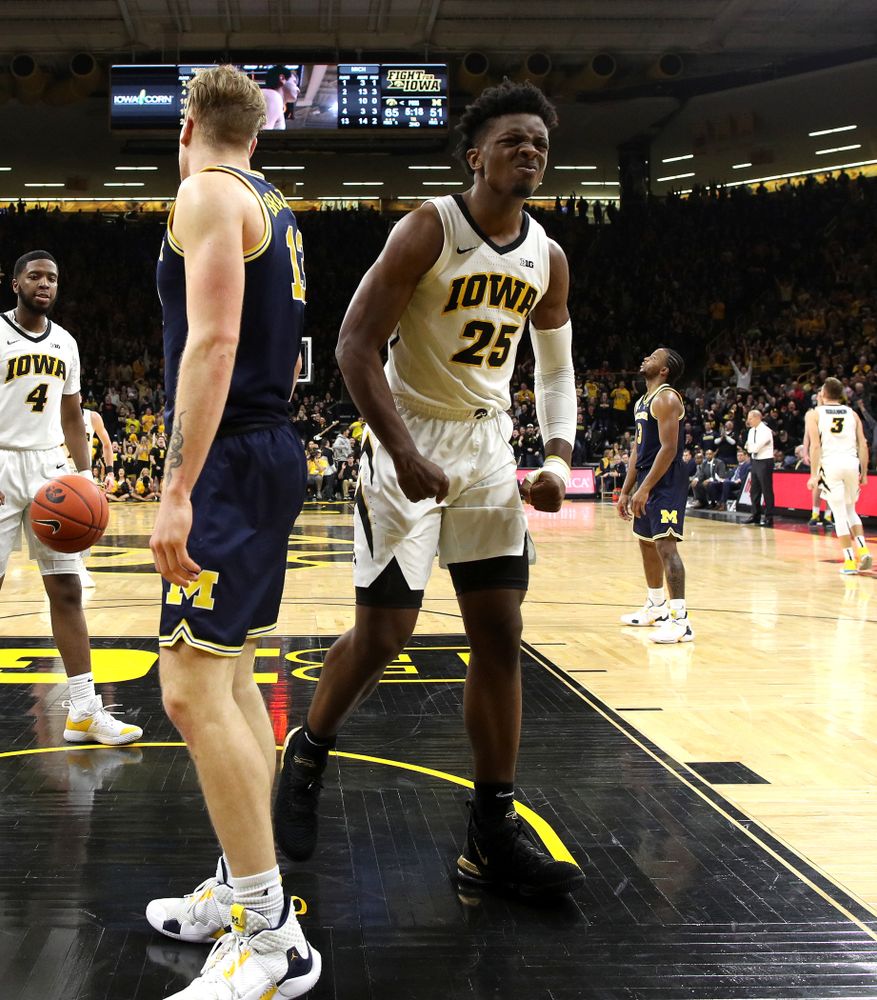 Iowa Hawkeyes forward Tyler Cook (25) against the Michigan Wolverines Friday, February 1, 2019 at Carver-Hawkeye Arena. (Brian Ray/hawkeyesports.com)