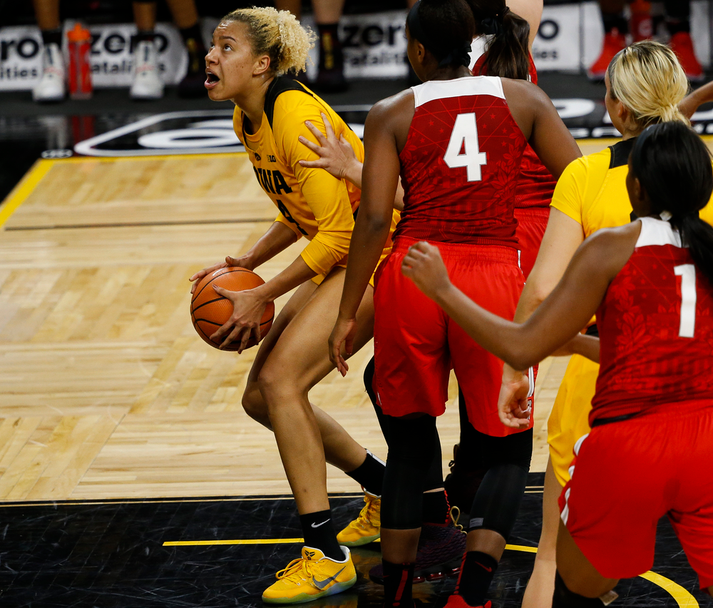 Iowa Hawkeyes forward Chase Coley (4) goes up for a shot during a game against the Ohio State Buckeyes at Carver-Hawkeye Arena on January 25, 2018. (Tork Mason/hawkeyesports.com)