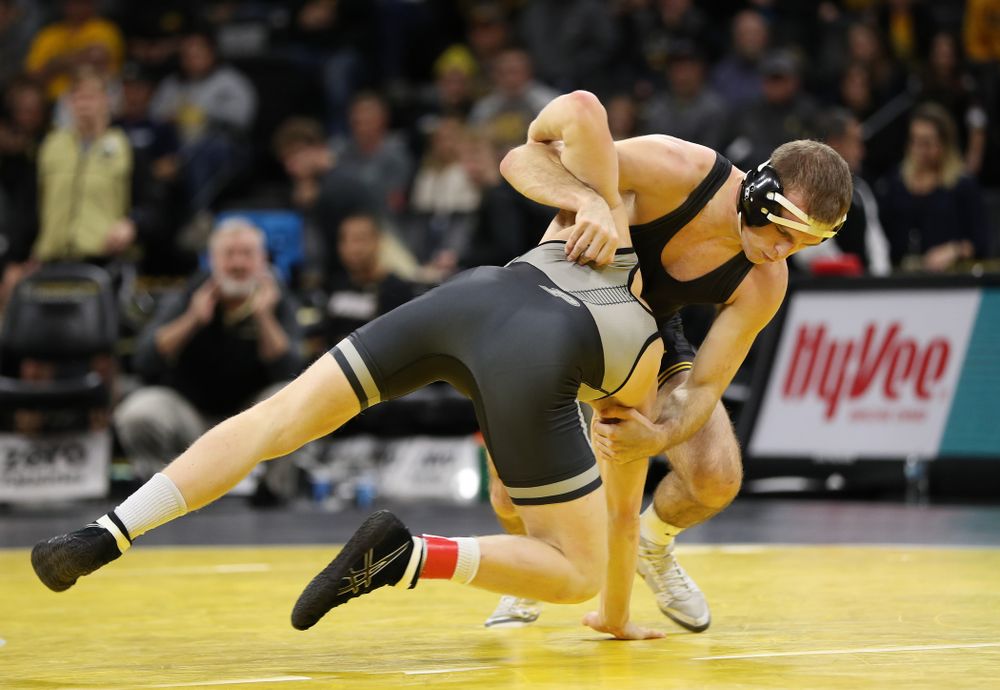 Iowa's Carter Happel wrestles Purdue's Parker Filius at 149 pounds Saturday, November 24, 2018 at Carver-Hawkeye Arena. (Brian Ray/hawkeyesports.com)