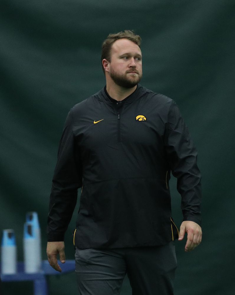 Iowa's throws coach Eric Werskey during the weight throw Friday, January 11, 2019 at the Hawkeye Tennis and Recreation Center. (Brian Ray/hawkeyesports.com)