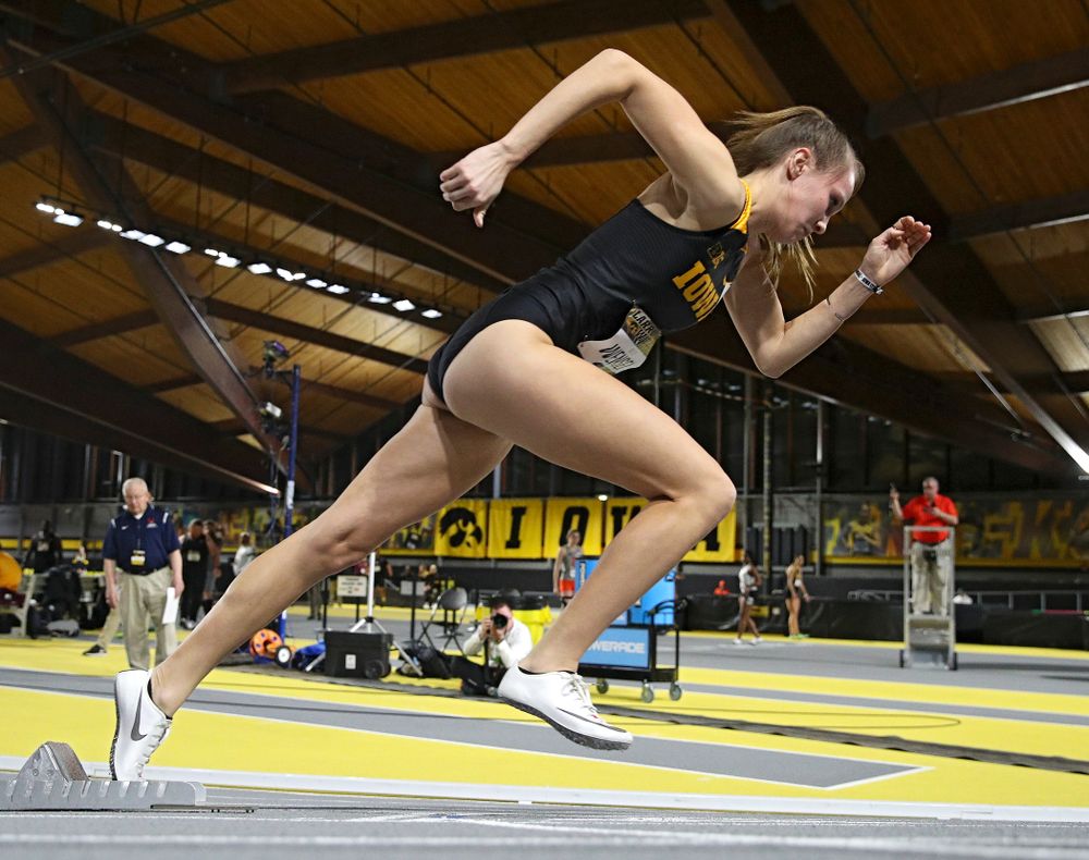 Iowa’s Payton Wensel runs the women’s 200 meter dash event during the Larry Wieczorek Invitational at the Recreation Building in Iowa City on Friday, January 17, 2020. (Stephen Mally/hawkeyesports.com)