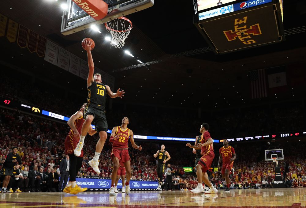 Iowa Hawkeyes guard Joe Wieskamp (10) goes to the hoop against the Iowa State Cyclones Thursday, December 12, 2019 at Hilton Coliseum in Ames, Iowa(Brian Ray/hawkeyesports.com)