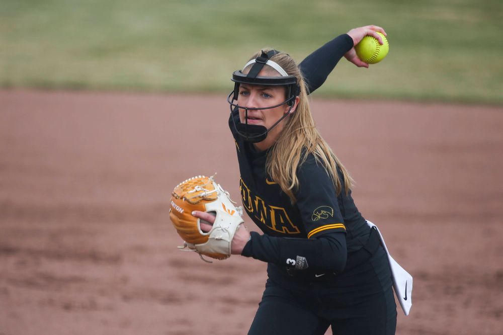 Iowa pitcher Allison Doocy (3) at game 2 vs Northwestern on Saturday, March 30, 2019 at Bob Pearl Field. (Lily Smith/hawkeyesports.com)
