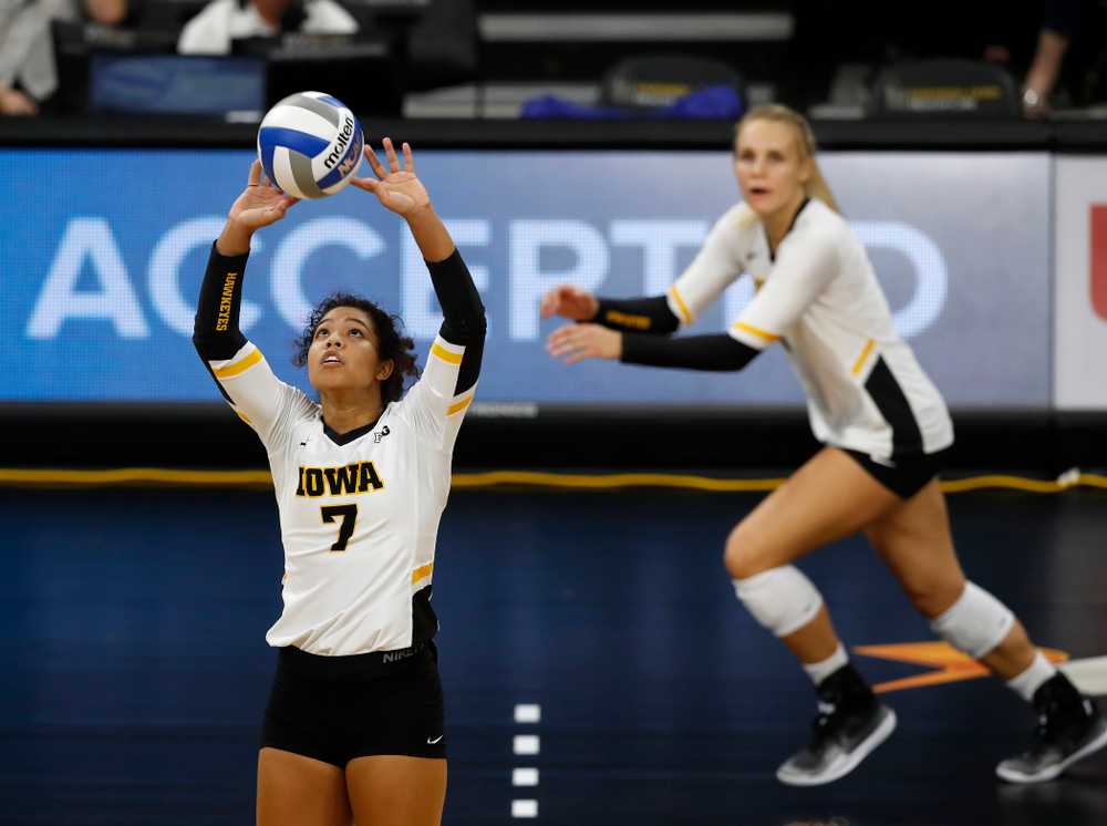 Iowa Hawkeyes setter Gabrielle Orr (7) against Eastern Illinois Sunday, September 9, 2018 at Carver-Hawkeye Arena. (Brian Ray/hawkeyesports.com)