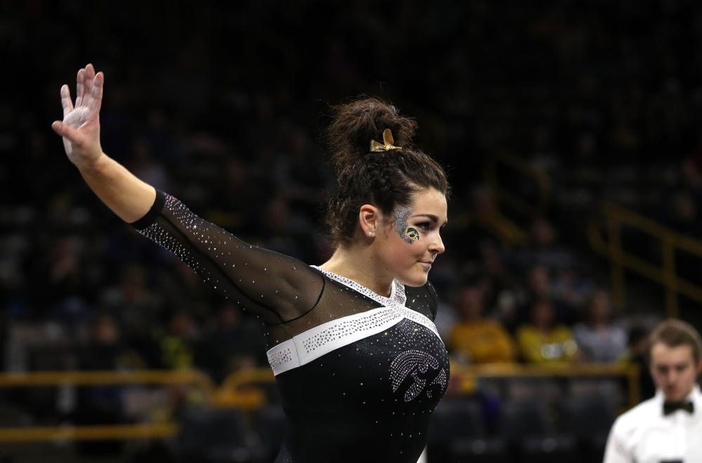 Iowa's Erin Castle competes on the floor against the Rutgers Scarlet Knights Saturday, January 26, 2019 at Carver-Hawkeye Arena. (Brian Ray/hawkeyesports.com)