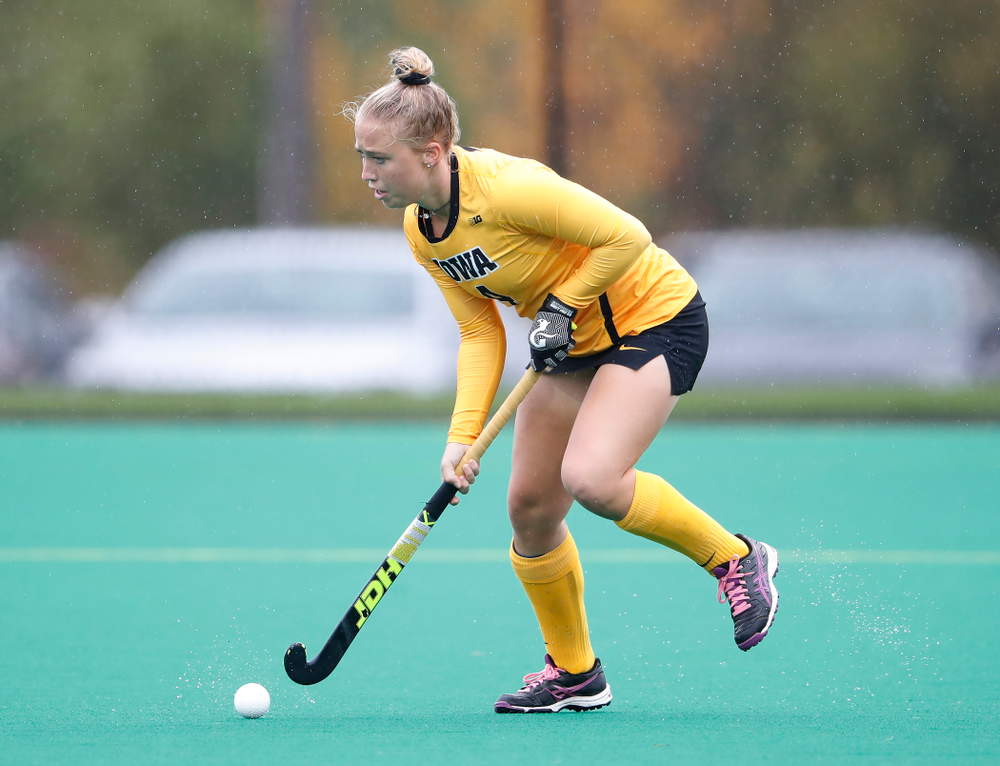 Iowa Hawkeyes Makenna Grewe (4) against Stanford Sunday, October 7, 2018 at Grant Field. (Brian Ray/hawkeyesports.com)